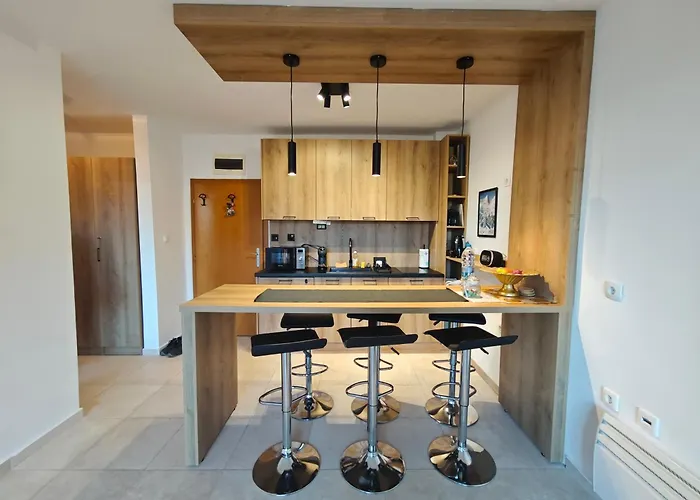 Friendly -top Location Μπάνσκο